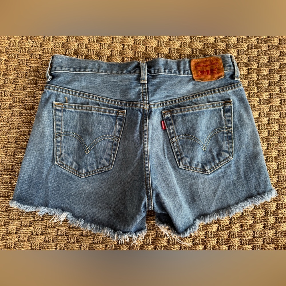 Levi's 501 Classic Blue Denim Jeans size 27